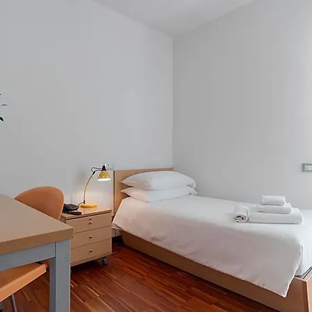 Camplus Lambrate Casa Per Ferie Милан